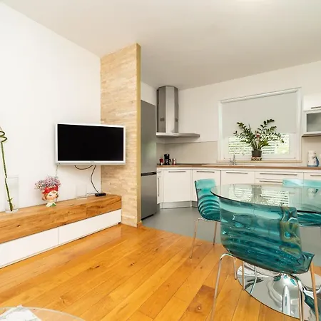 Vortex Apartment
